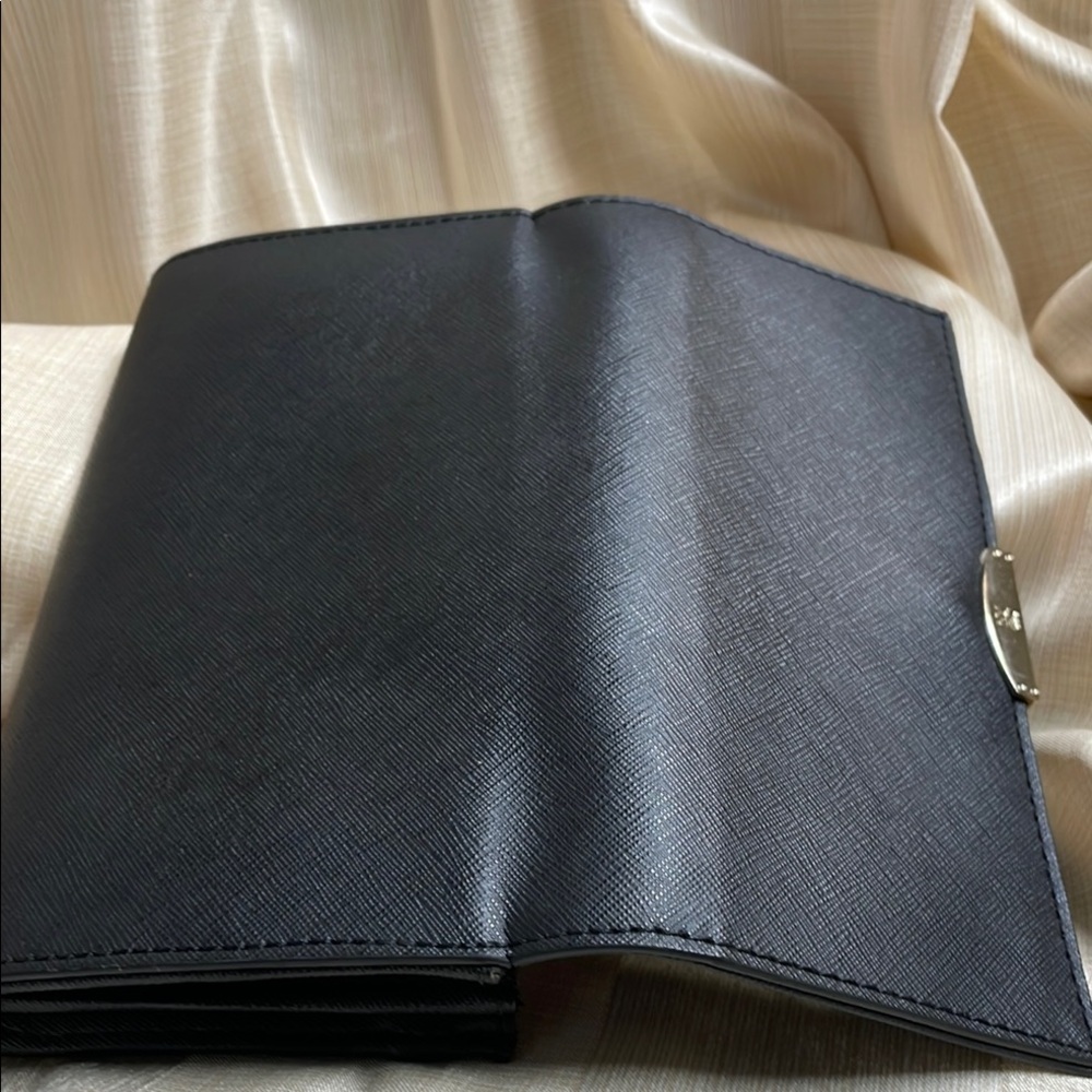 Elegant New York and Co.Black Women's Wallet with Key Chain - Picture 5 of 7